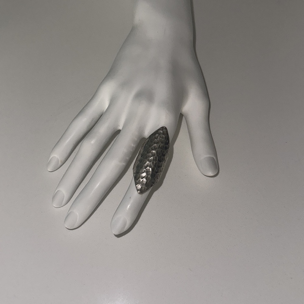 LOW LUV x Erin Wasson silver hammered boho statement ring 5 6 - Picture 4 of 8